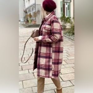 H & M Plaid XS Coat Long relaxed fit,button front, front pockets, lined.